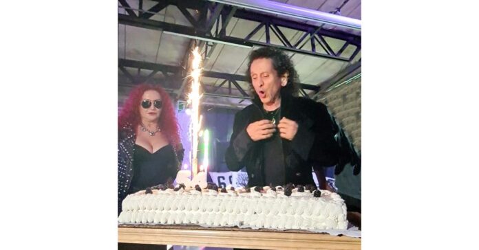 alex-y-chela-lora-celebrando-el.jpeg ALEX LORA "EL TRI" HEADING TO 55 YEARS IN ROCK AND ROLL