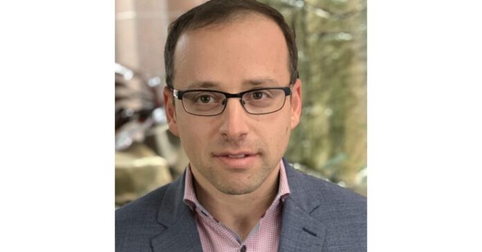 ROI Corporation business brokerage firm transfers ownership; Denis Mezheritskiy takes reins of growing firm