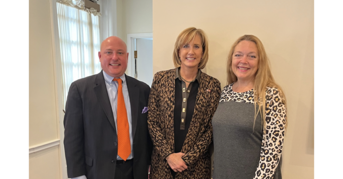 Rep. Claudia Tenney Wins Animal Wellness Action Endorsement for Reelection to Congress