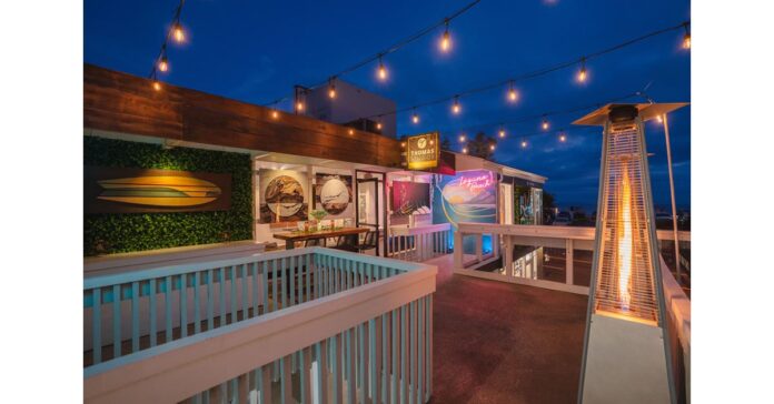 private-patio-entrance.jpeg California Artist transforms popular Art Gallery into breathtaking Event Venue