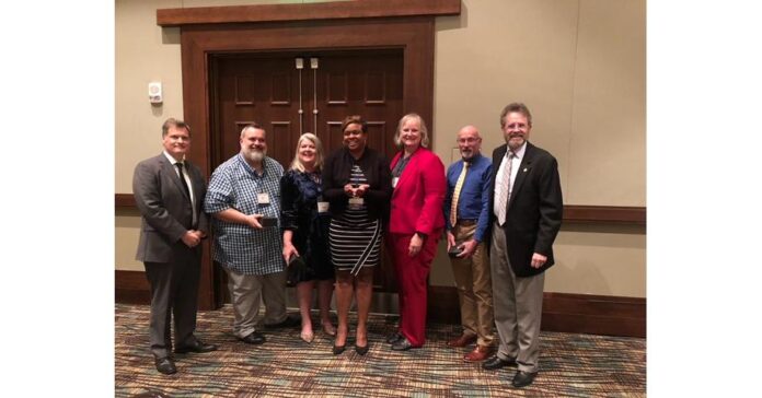 Family Law Section Exec. Council Member Recognized With ‘Faculty Leadership Award’ from Florida Judicial College