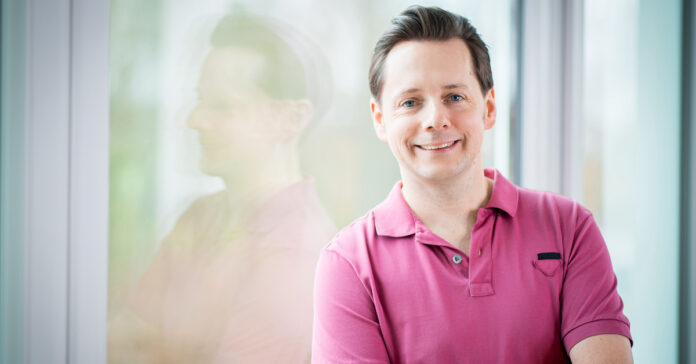 sumaoptixceo.jpeg CEO of Sumaoptix named as One of the Most Requested Online Reputation Marketing Personalities in Europe