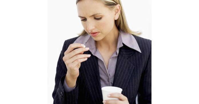 Many Prescribers Are Unable to Safely Taper Antidepressants, So Patients Go Online for Withdrawal Help, Survey Finds