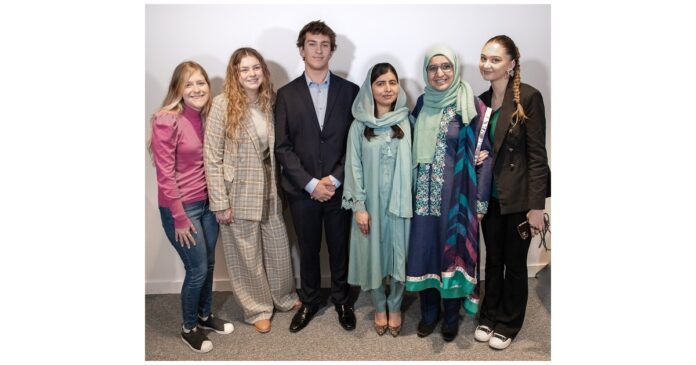 Young Deaf People Call on World Leaders to Address Hearing Loss at Global Summit
