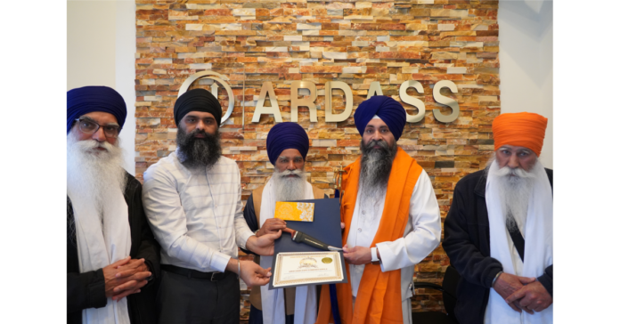 Singh Sahib Giani Gurminder Singh Ji of Sachkhand Sri Harmander Sahib Ji, Amritsar, visited Sikh Reference Library USA