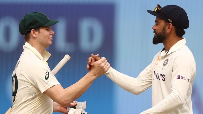 Steve Smith shakes hands with Virat Kohli