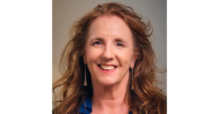 Beth De Lima of Leave Management Solutions to be Featured on Close Up Radio