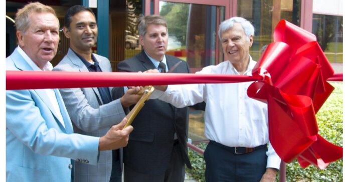 ISSQUARED Exhibits new Chardon, Ohio facility with ribbon cutting ceremony on August 10th