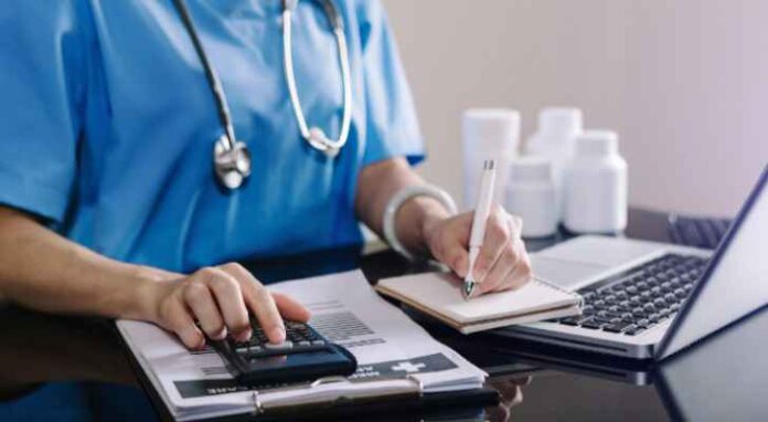Jordanian Medical Association halts insurance cases over wage dispute