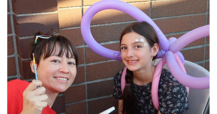 Scientology Church Hosts National Night Out Against Crime in Seattle