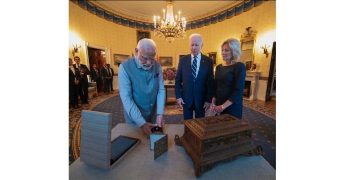 Prime Minister of India Presents an Eco-Conscious Diamond to the First Lady of the United States