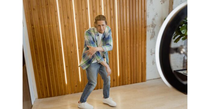 3 Ways Focus on Fame and Money Impede Success in an Influencer Economy.