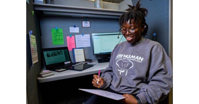 askrose-tutor-2023.jpeg AskRose Math & Science Tutoring Program Expands Hours, Adds Spanish Tutors on Tuesdays to Help More Students