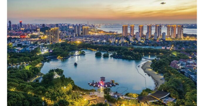 E. China's Jiangyin sees 217 projects signed at 4th Jiangyin Development Summit