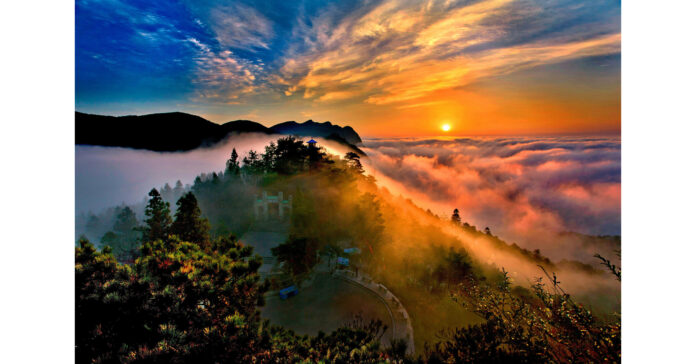 La culture de la montagne Lushan et le charme de Jiujiang dans la province de Jiangxi ensorcellent