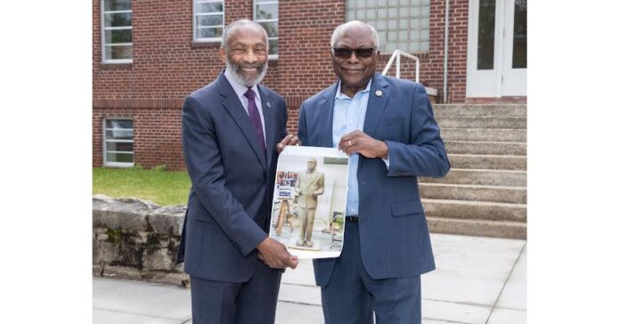 Allen University Honors Congressman Jim Clyburn with a Statue at the Waverly-Clyburn Building