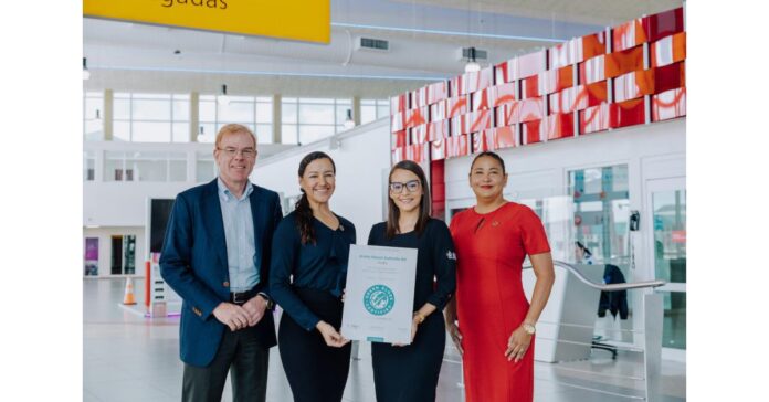 Aruba Airport receives its Green Globe Certification for the 2nd year
