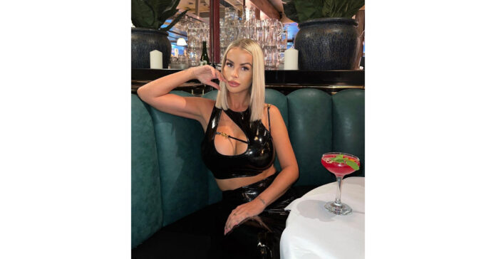 Clubhouse Media Group, Inc. Announces Model Mina Erika Joins HoneyDrip.com