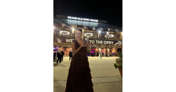 Carrie Brockwell, American Idol Alum, Wins Prestigious Josie Music Award and Releases New Single