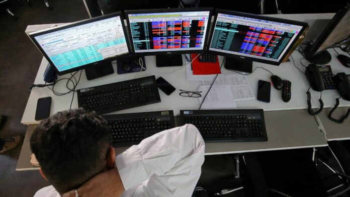 Stocks at 52-week high/low