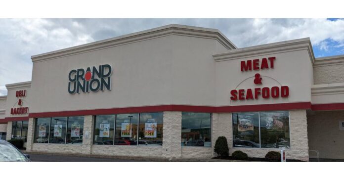 Octave Holdings and Investments Acquires Freedom Plaza