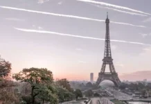 Explore The City Of Love Like Never Before With Your Go-To Paris Travel Guide Paris travel guide