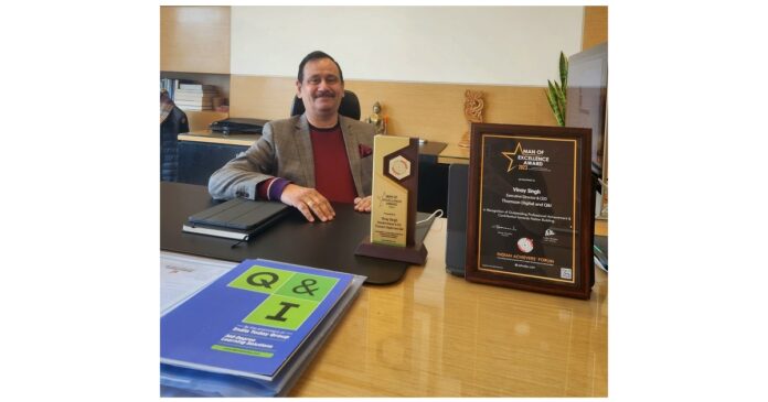 Mr. Vinay Singh Recognized as Man of Excellence by Indian Achievers Forum for Leadership at Thomson Digital and QI