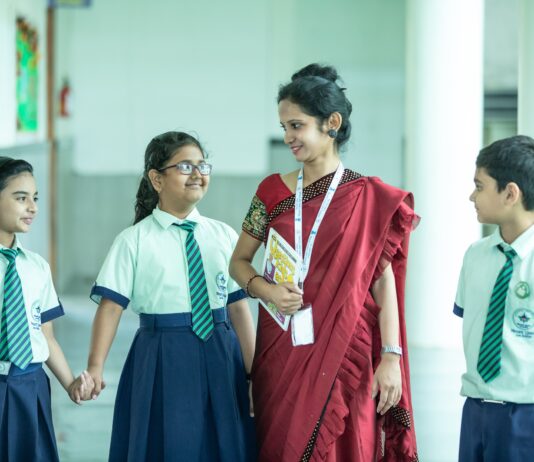 Traditional Boards of Education vs. Transformative Education: Bridging the Gaps in India’s Traditional Educational System Traditional Boards of Education vs. Transformative Education