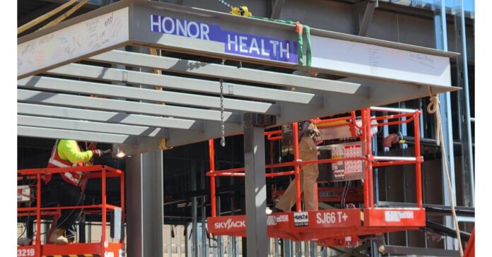 HonorHealth Deer Valley Medical Center expansion project completes two construction milestones