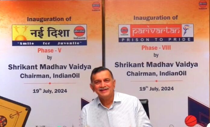 In a continued endeavour to uplift the lives of prison inmates and juveniles, Mr Shrikant Madhav Vaidya, Chairman, IndianOil launched Phase VIII of IndianOil’s ‘Parivartan - Prison to Pride’ and Phase V of ‘Nayi Disha - Smile for Juvenile’