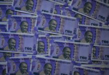 SIP Vs Lumpsum Investing – Which One Should You Opt For SIP Vs Lumpsum Investing - Which One Should You Opt For