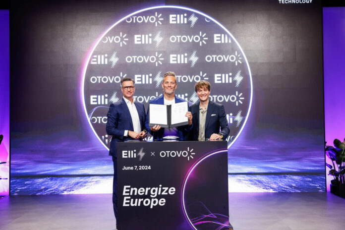 Three men presenting a signed document on stage. 'Elli' and 'Otovo' logos in the background. Date: June 7, 2024.